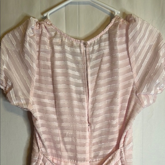 Pink and White Striped Romper with Puff Sleeve and Scoop Neck Preowned - Picture 4 of 8